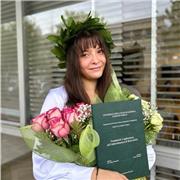 Sono laureata in fisica e al momento sto studiando per conseguire la laurea magistrale. Sono disponibile per lezioni di matematica e fisica